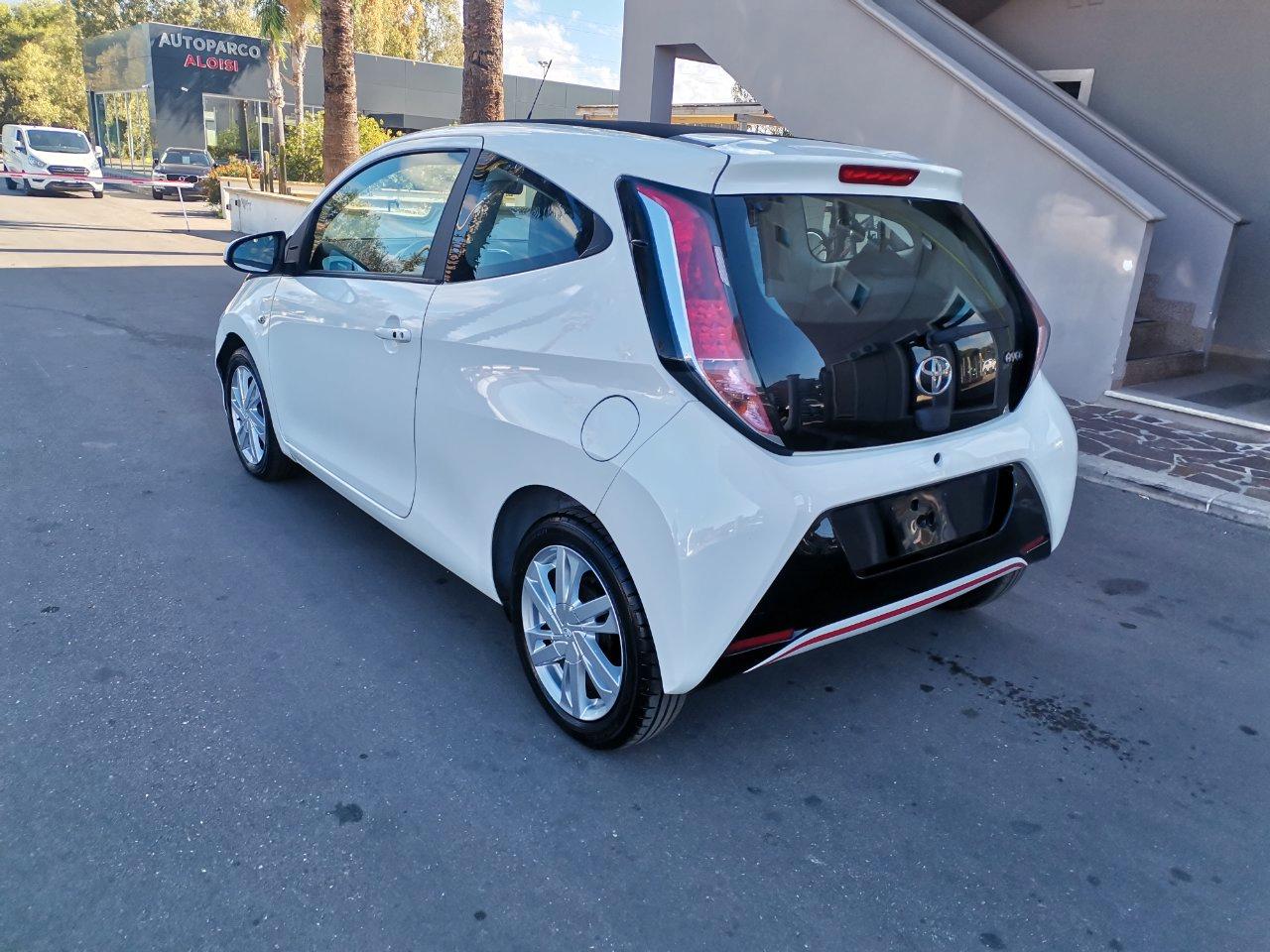 Toyota Aygo 3 Porte Aygo 3p 1.0 x-wave
