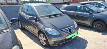 2011 Mercedes-benz A 160 CDI BlueEFFICIENCY Premium