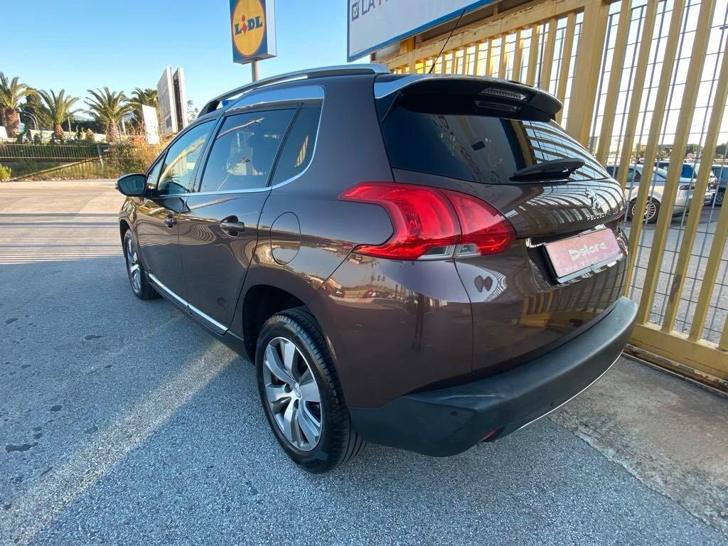 Peugeot 2008 PureTech 1.2 82 cv ETG5 S&S Allure