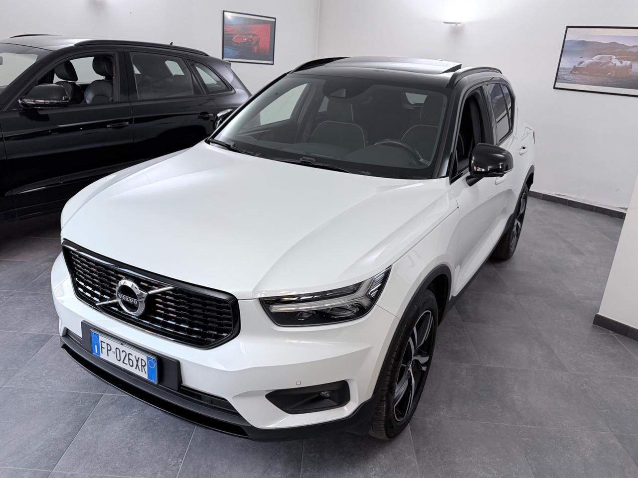 Volvo XC40 D4 AWD Geartronic R-design