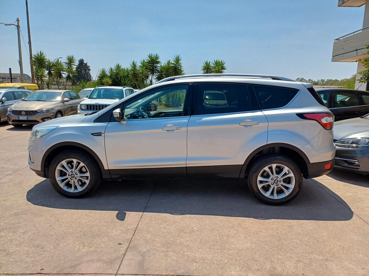 Ford Kuga 2.0 TDCI 120 CV 2WD Powers.TITANIUM