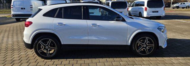 MERCEDES-BENZ GLA 200 d Automatic AMG Line Premium