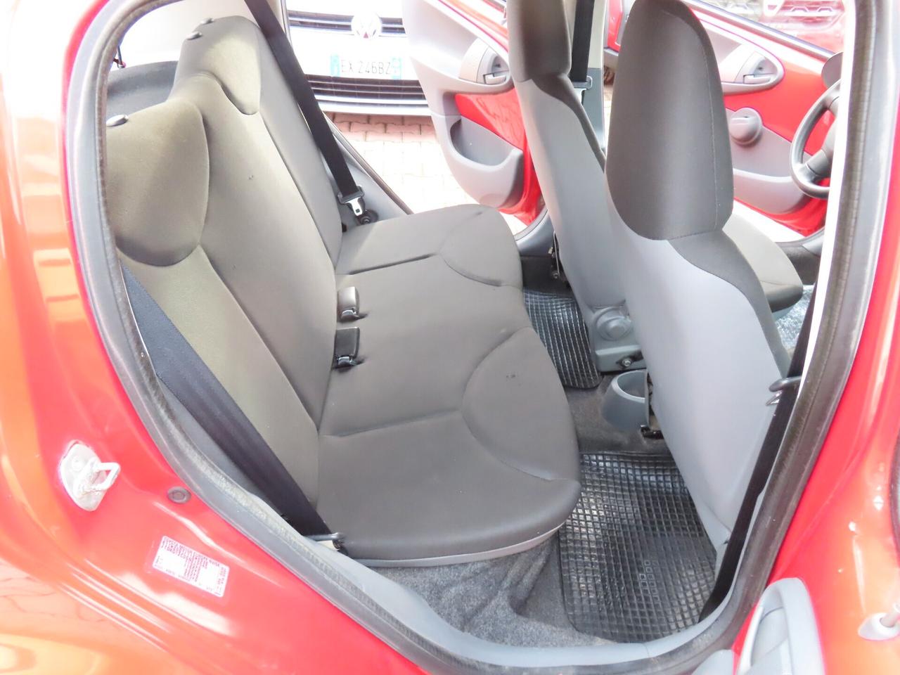 Toyota Aygo 1.0 BENZINA 5 porte FULL 2008