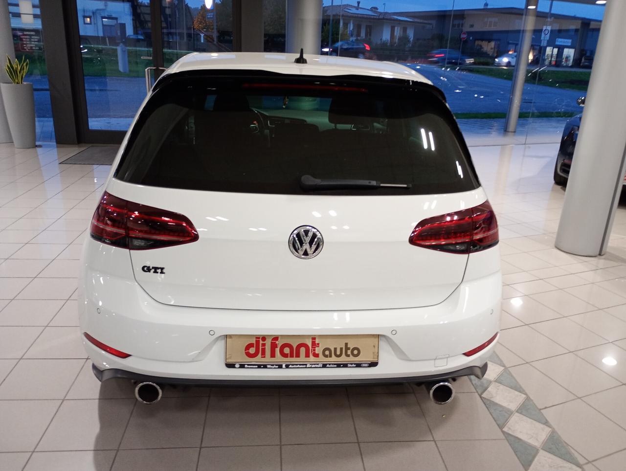 Volkswagen Golf GTI Performance 2.0 245 CV TSI DSG 5p. BMT