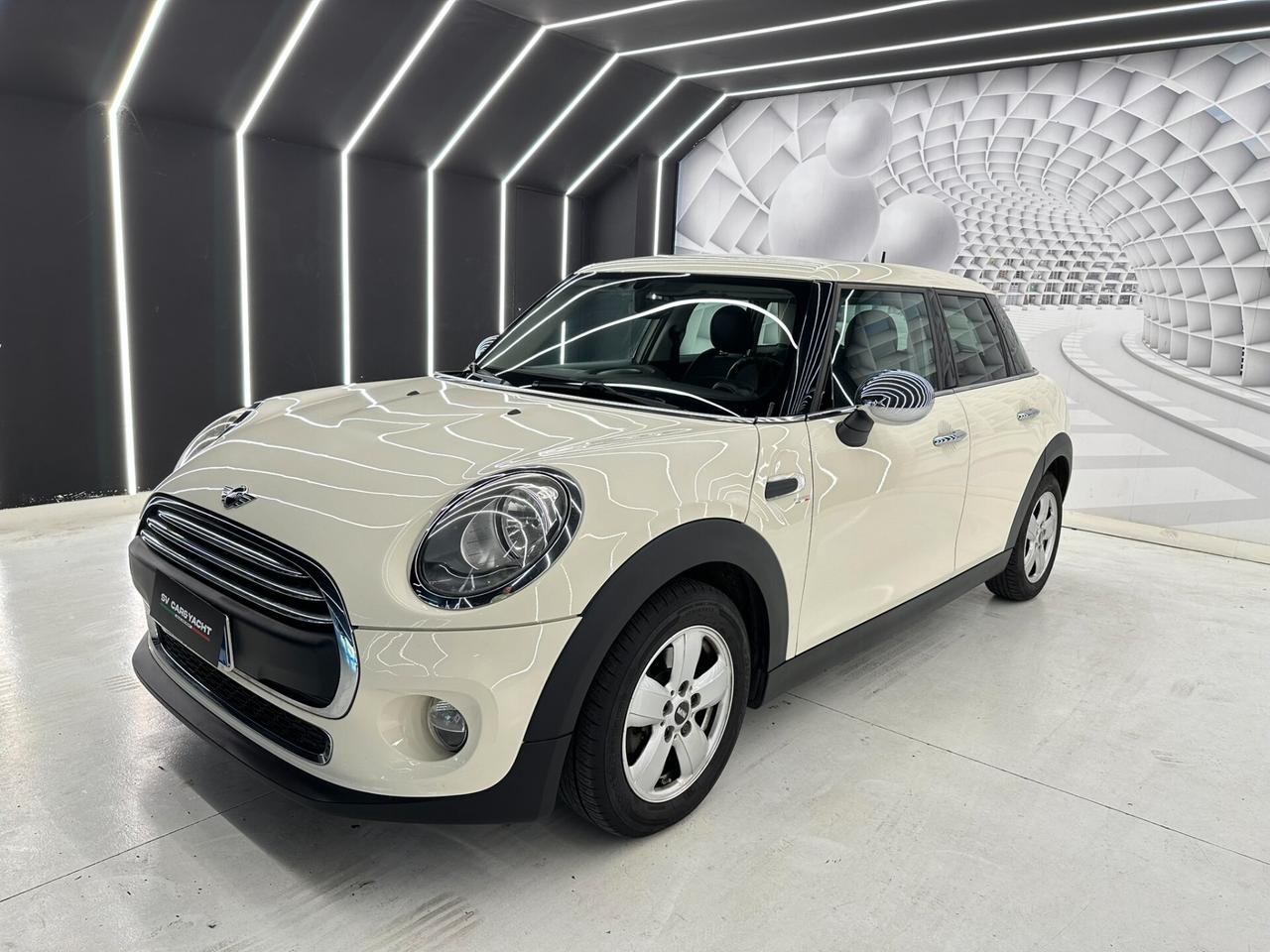 MINI ONE1.2 102CV-NEOPATENTATI-KM CERTIFIC-12M GAR-PERMUTE