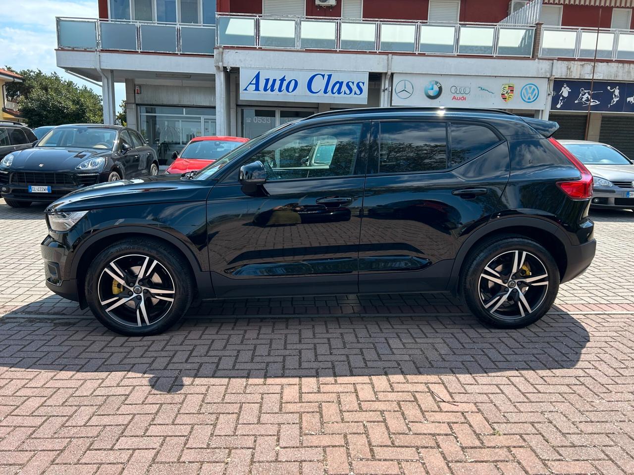 Volvo XC40 D4 AWD Geartronic R-design