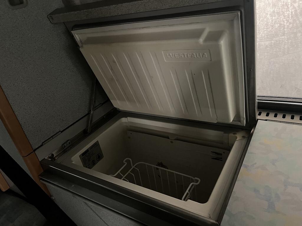 Volkswagen California T4 2.5 TDI Letto e Cucina