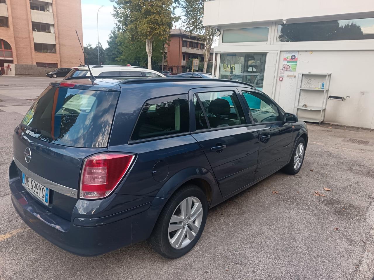 Opel Astra 1.6 16V VVT Station Wagon Enjoy