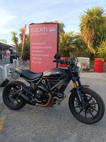 Ducati Scrambler 800 ICON DARK
