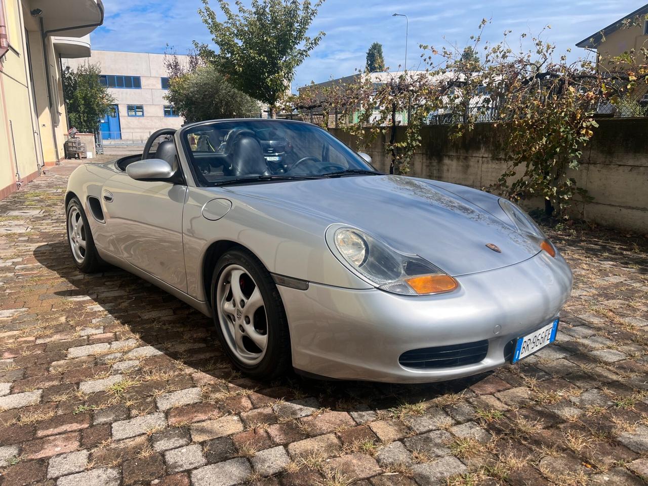 Porsche Boxster 2.5i 24V cat