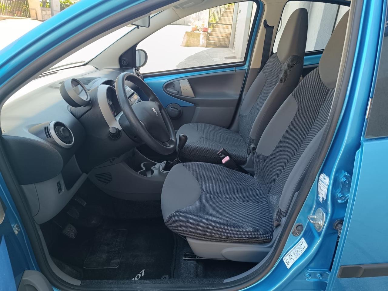 Peugeot 107 1.0 68CV 5p. Plaisir