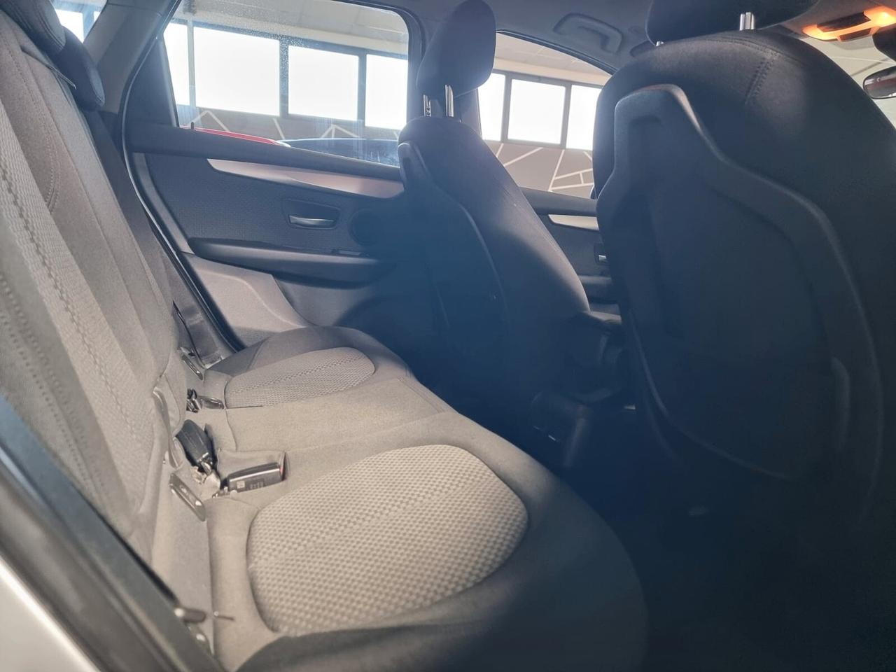Bmw 216d Active Tourer Advantage NEOPATENTATI