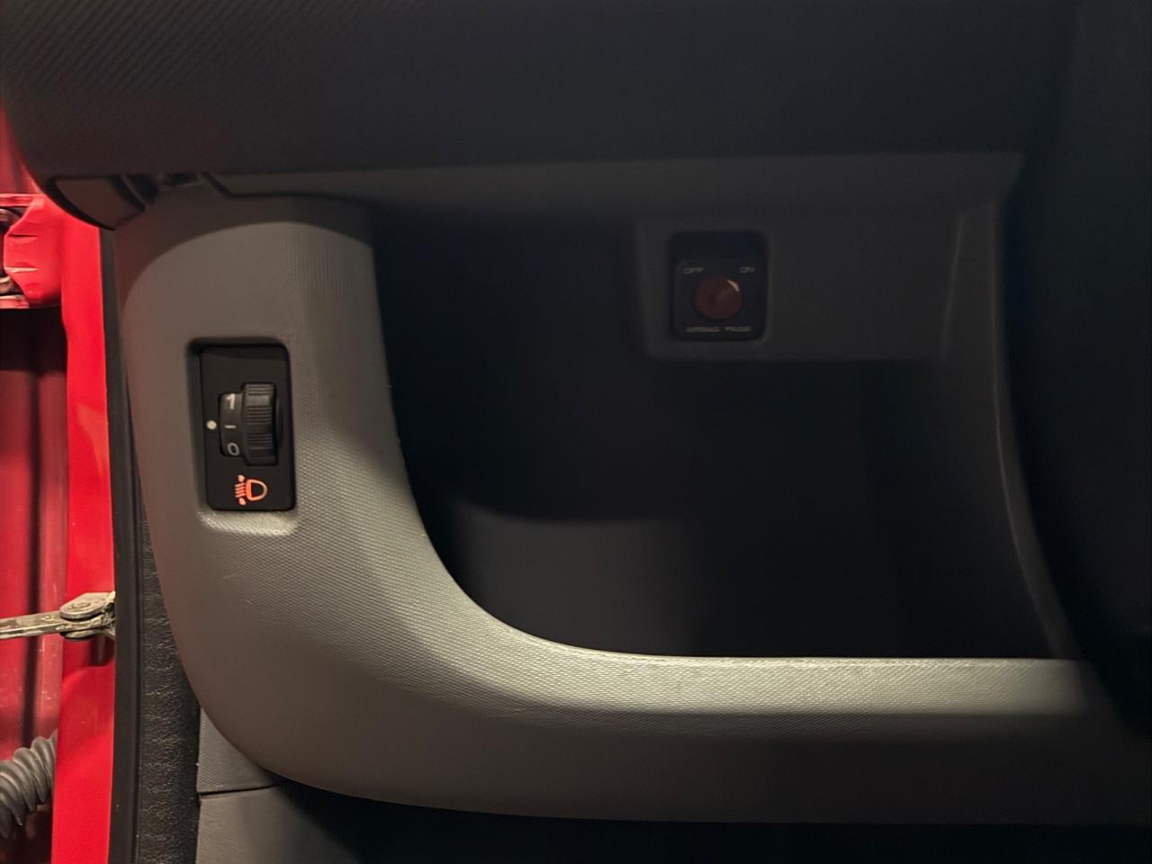 INCREDIBILE CITROËN C1 ADATTA A NEOPATENTATI