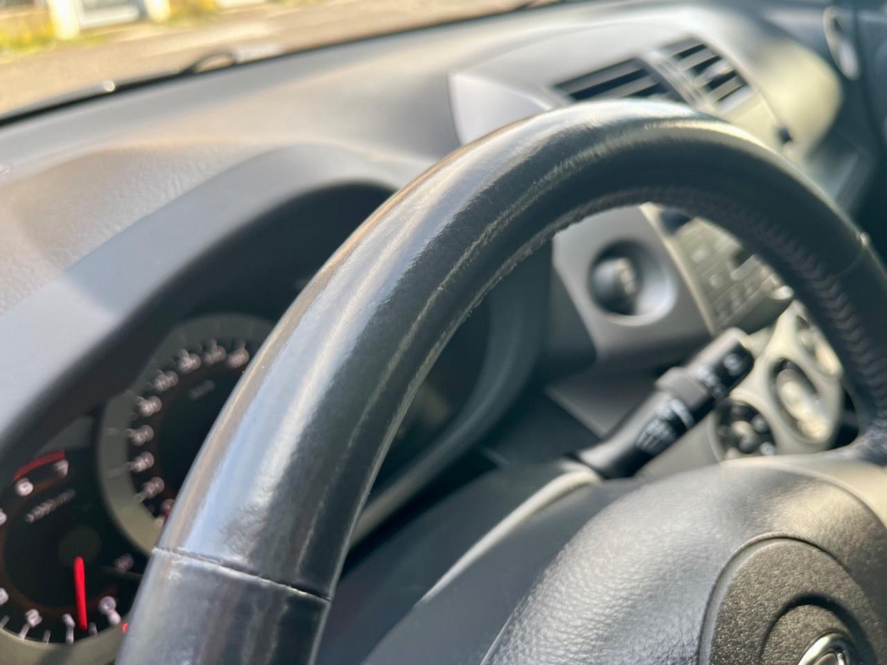 Toyota RAV4 2.2D-4D 155.000km 2007 4x4 perfetta