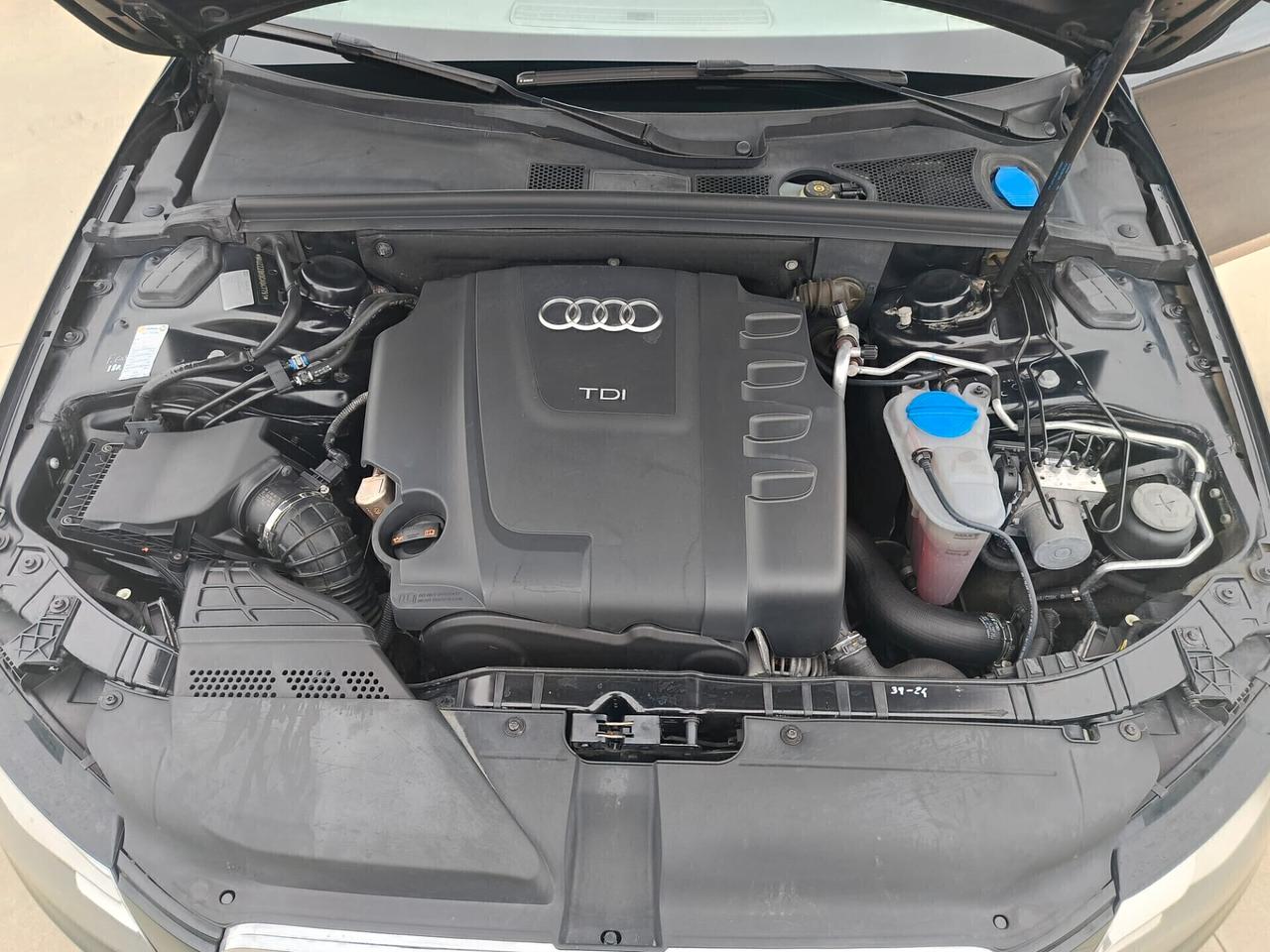 Audi A4 Avant 2.0 TDI Sportpaket 4X4 Navi Xeno Pelle