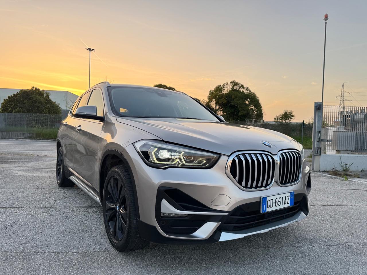 BMW X1 18d XDrive XLine - Tetto Led 18