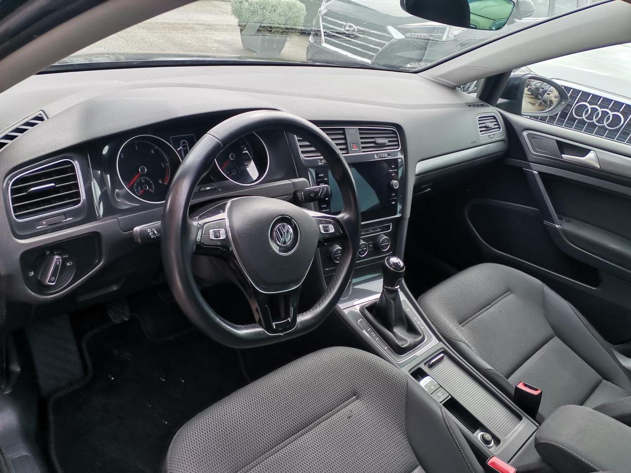 Volkswagen Golf 5 Porte Golf 5p 1.6 tdi Sport 115cv