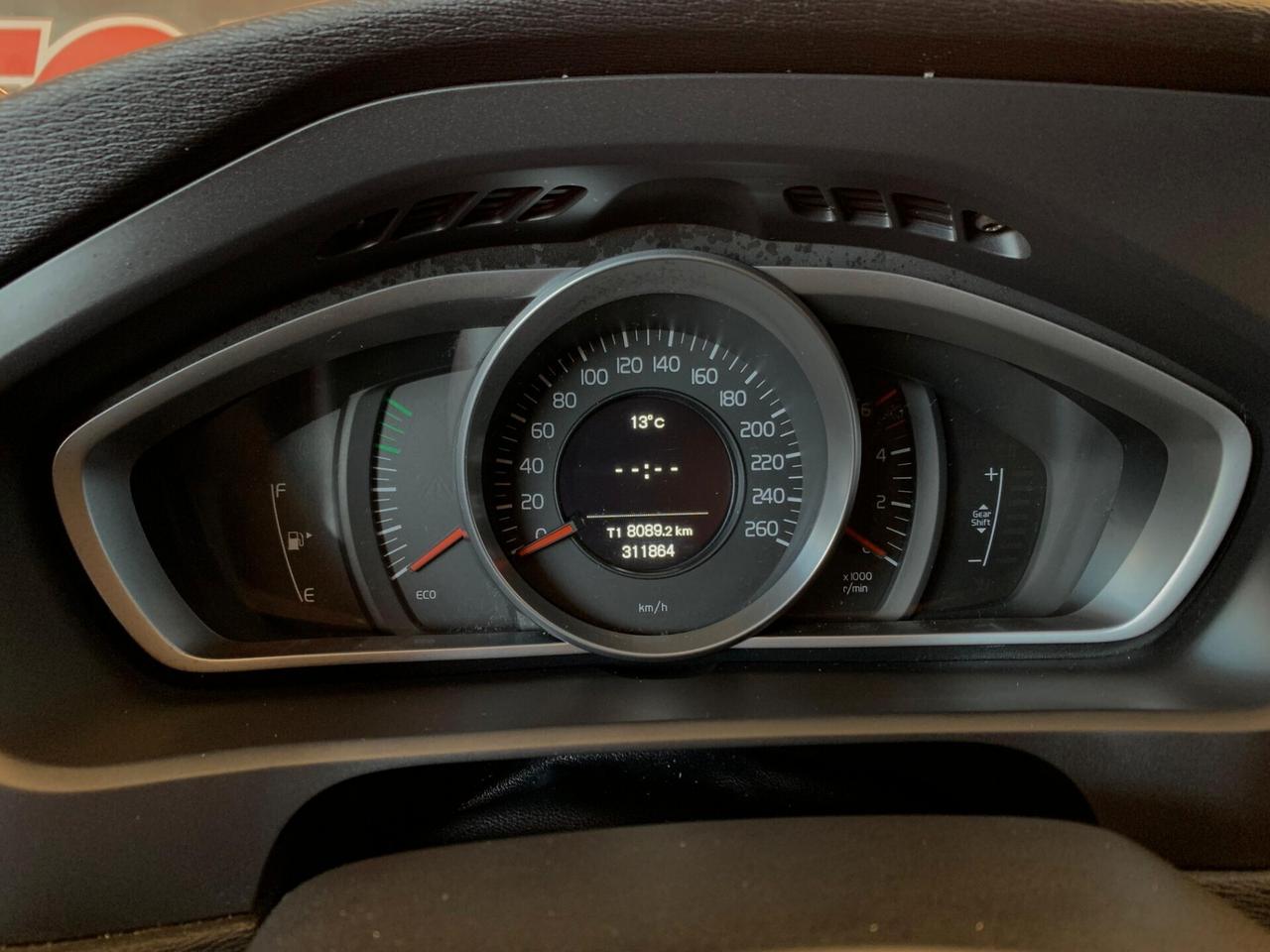 Volvo V40 D2 1.6 Summum