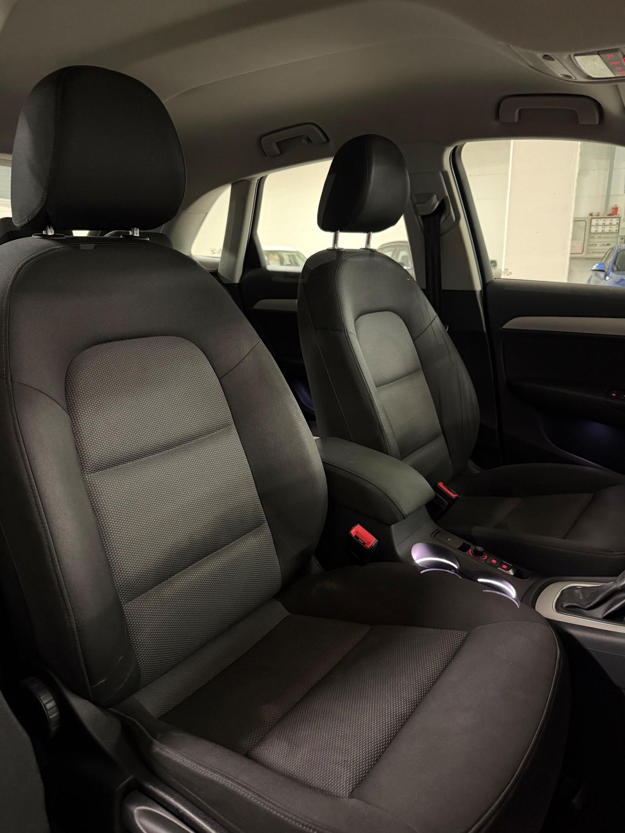 Audi Q3 2.0 TDI 150 CV Business