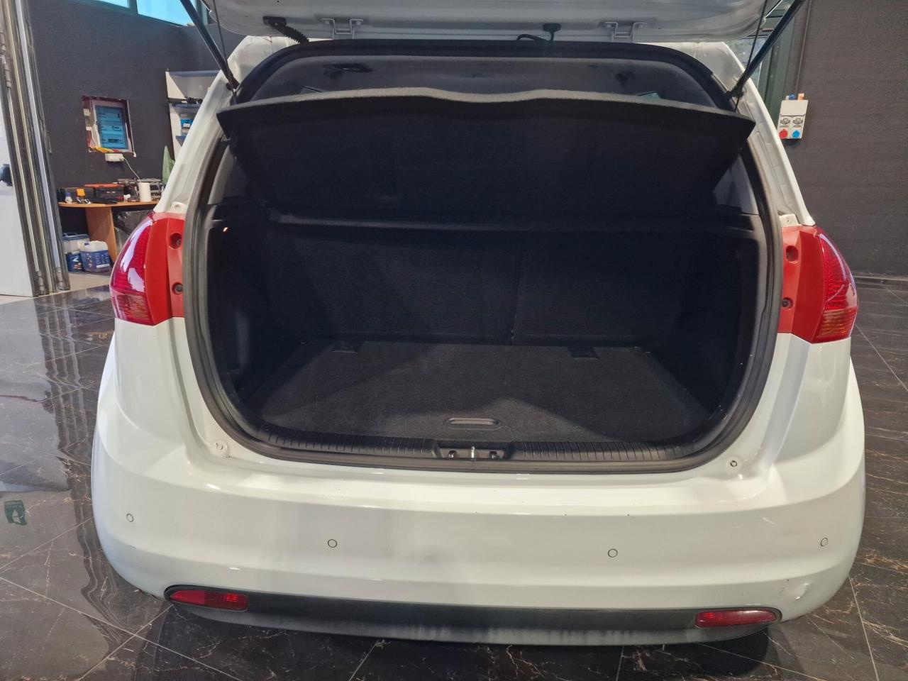 Kia Venga 1.4 CRDi 90CV Cool, 103 mila chilometri