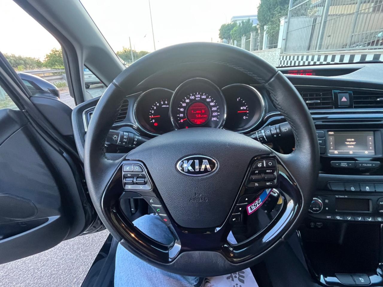 Kia Ceed 1.6 CRDi 5 porte Unipro 2016