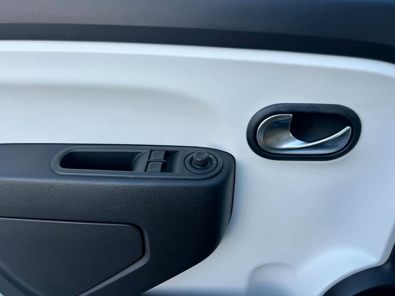 Renault Twingo 0.9 90CV -CAMBIO AUTOMATICO-