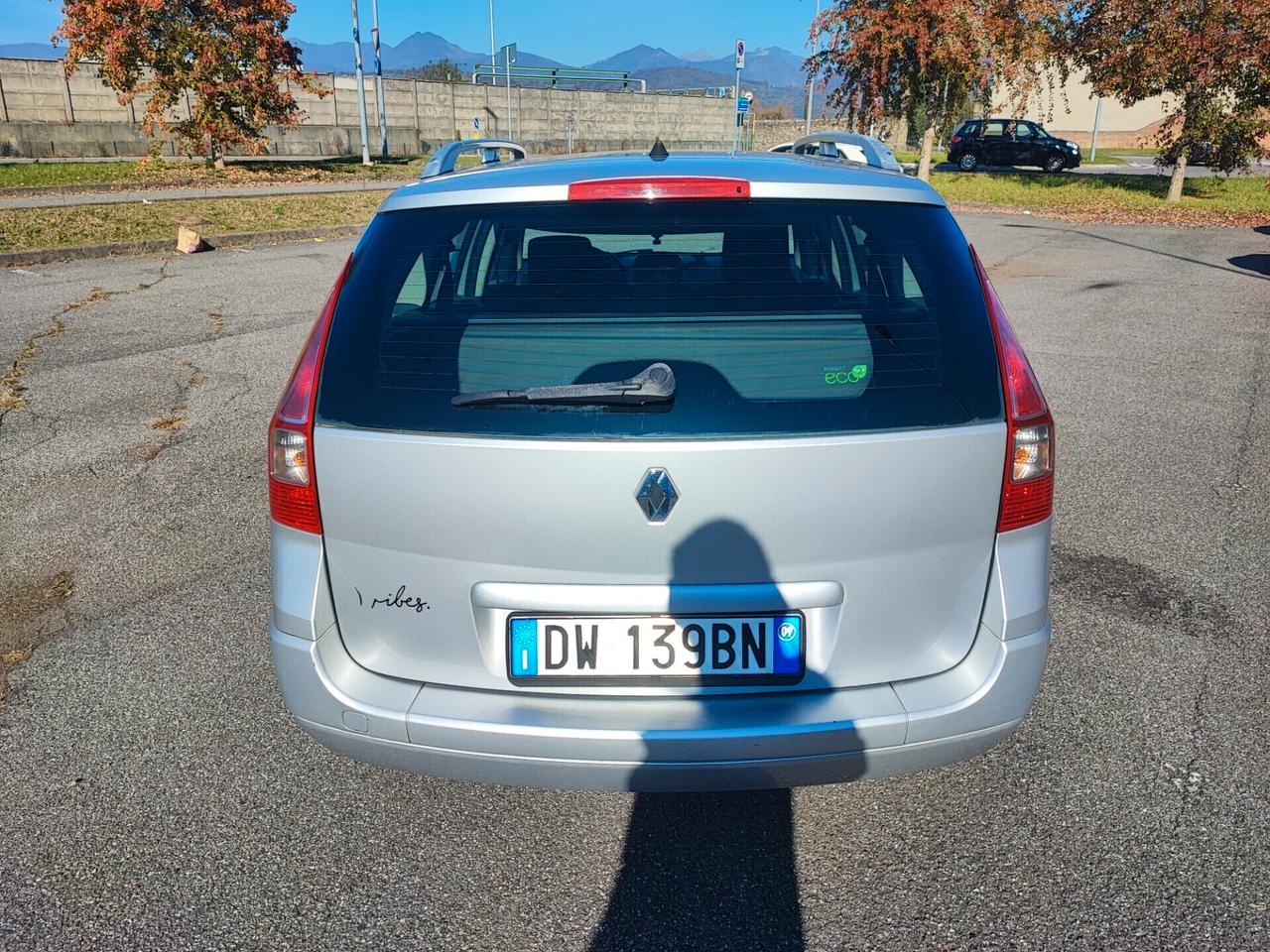 Renault Megane Mégane 1.5 dCi/105CV Grandtour Serie Speciale Exception