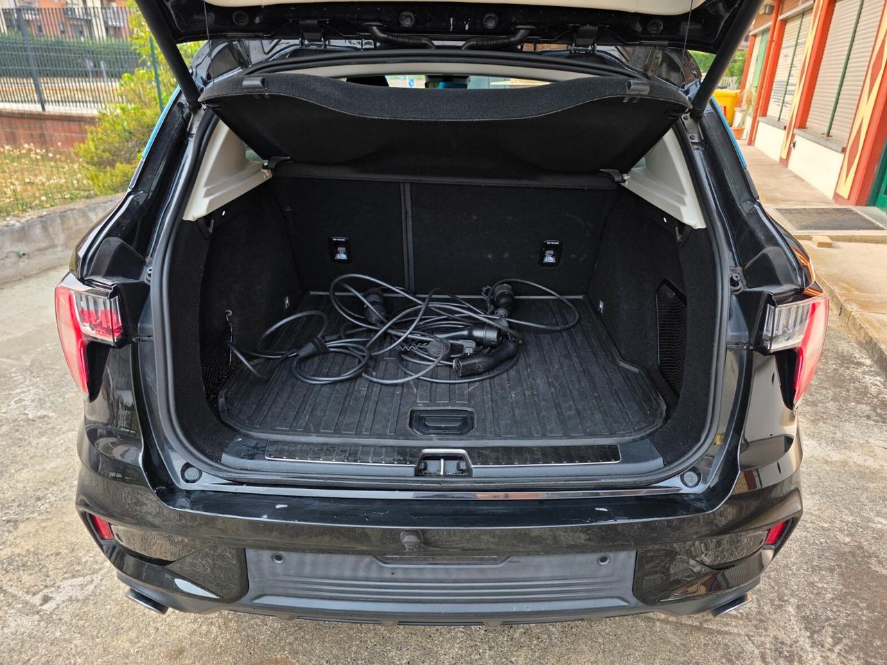 Lynk&co 01 PHEV
