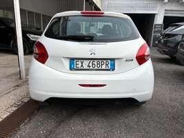 Peugeot 208 PureTech 82 5 porte Allure