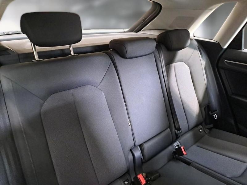 AUDI Q3 35 TDI S TRONIC BUSINESS ADVANCED SUV