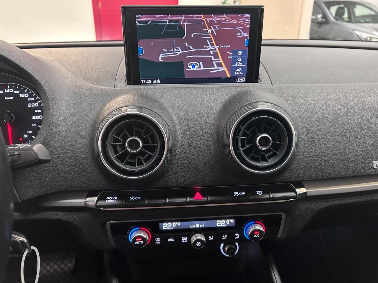 Audi A3 sportback 1.6 TDI 116cv S tronic SOLO PER COMMERCIANTI