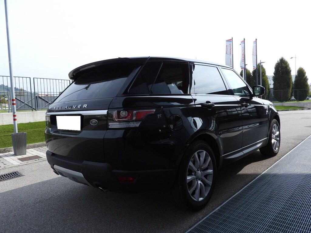 Land Rover Range Rover Sport 3.0 TDV6 HSE 4WD Auto