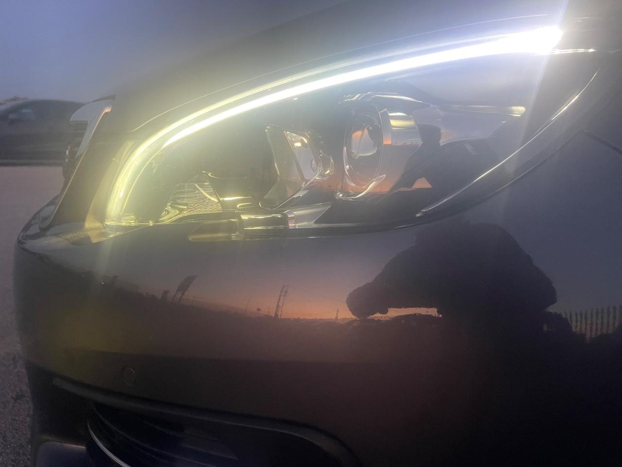 PEUGEOT 308 1.6 HDI 120CV BERLINA FULL LED MY18