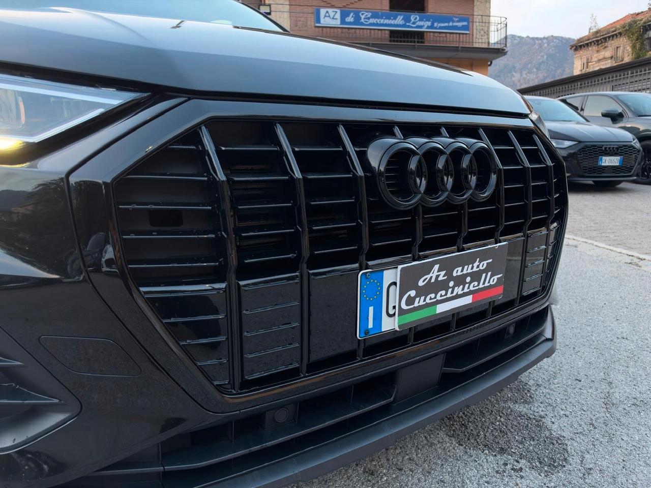 Audi Q3 35 TDI 150 CV S tronic IDENTITY BLACK - S-LINE FULL- MATRIX - MY 22