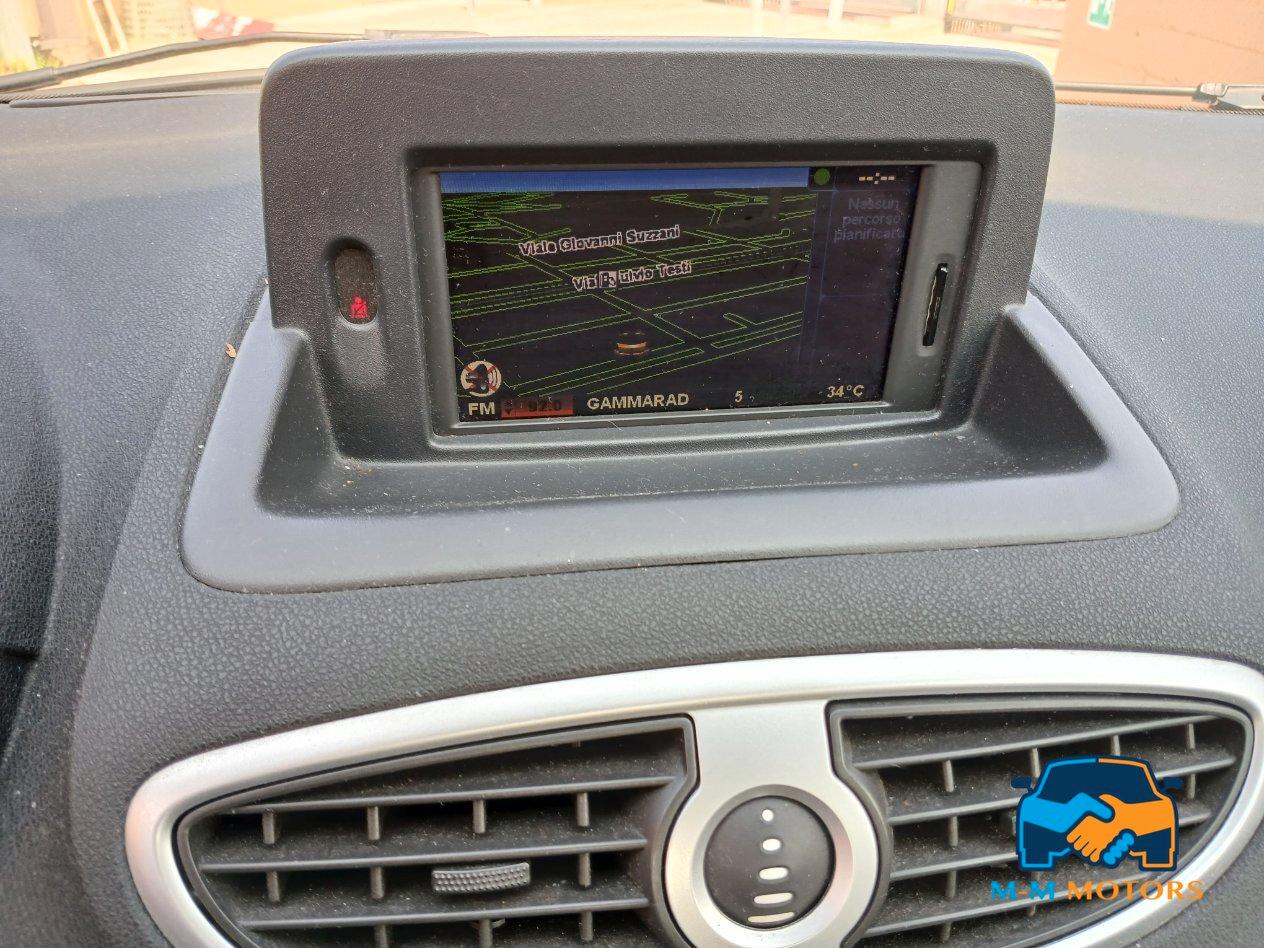 Renault Clio 3 Porte Clio 3p 1.2 16v Dynamique