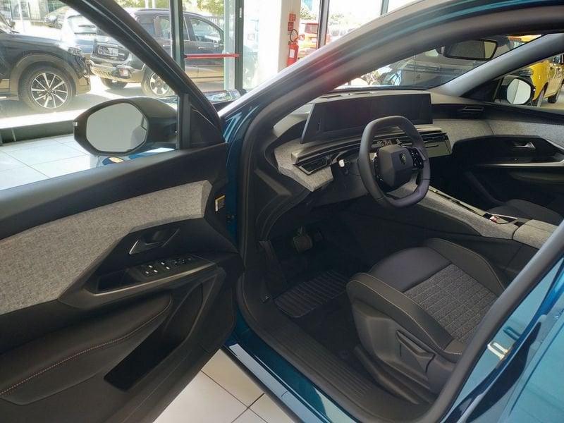 Peugeot 3008 Hybrid 136 cv (145 cv) e-DCS6 Allure KM0