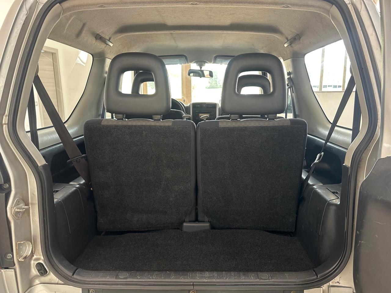 Suzuki Jimny 1.3i 16V cat 4WD JLX Più