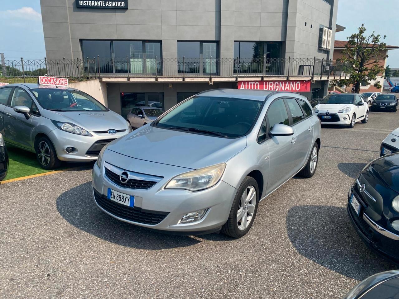 Opel Astra 1.7 CDTI 110CV Sports Tourer Cosmo