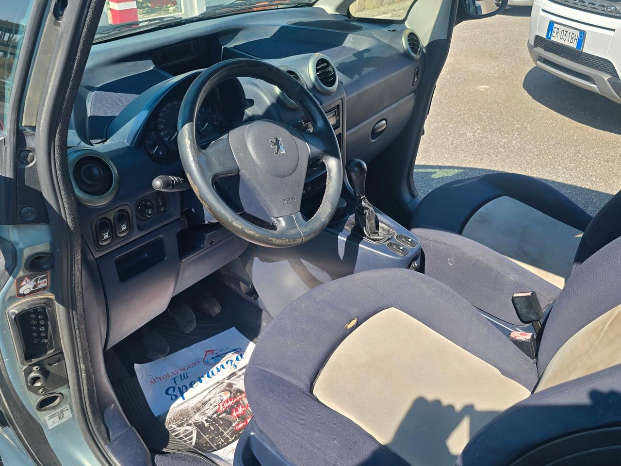 Peugeot 1007 1.4 HDi Trendy