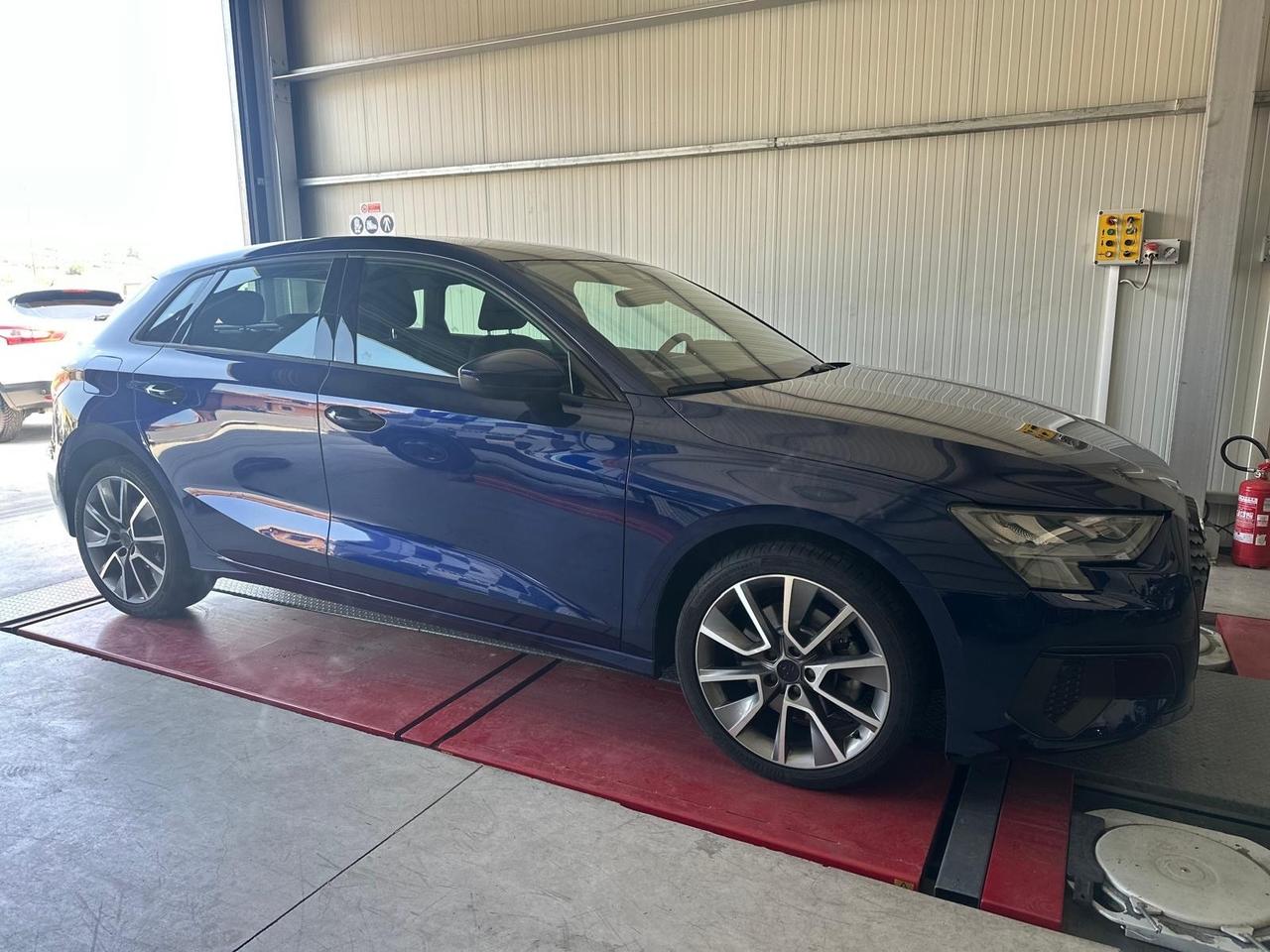 Audi A3 SPB 30 TDI Business Advanced