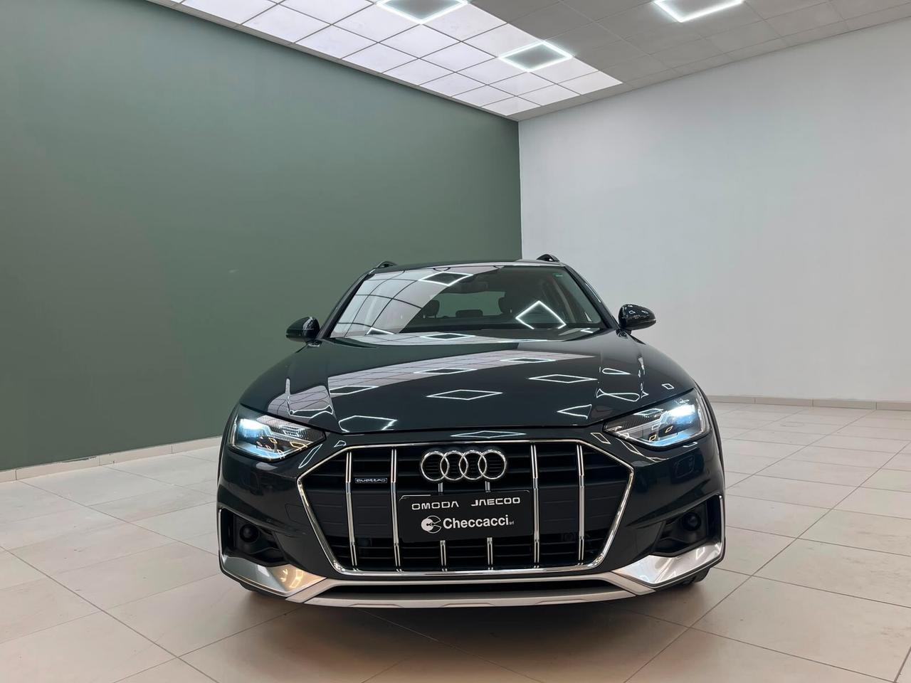 Audi A4 allroad V 2024 Quattro 40 2.0 tdi mhev 204cv s-tronic IVA ESPOSTA