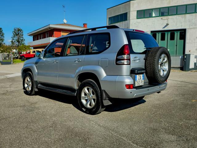 TOYOTA Land Cruiser 3.0 D-4D 16V cat 5 porte aut. Wagon