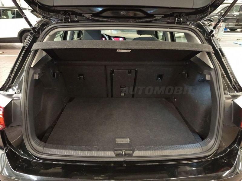 Volkswagen Golf VIII 2020 1.0 etsi evo Life 110cv dsg