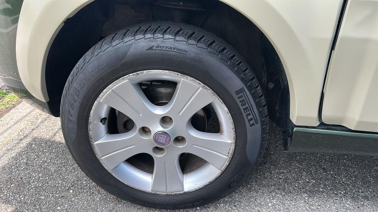 Fiat Panda 1.3 MJT 16V 4x4 Cross