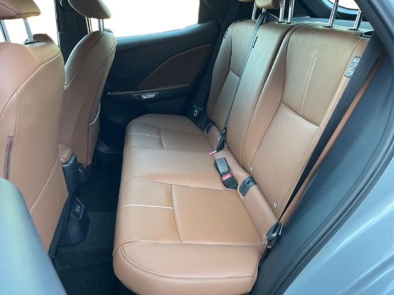 Lexus LBX 1.5 hybrid Elegant 2wd