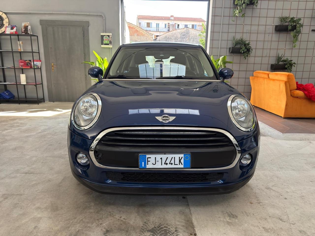 Mini 1.2 One