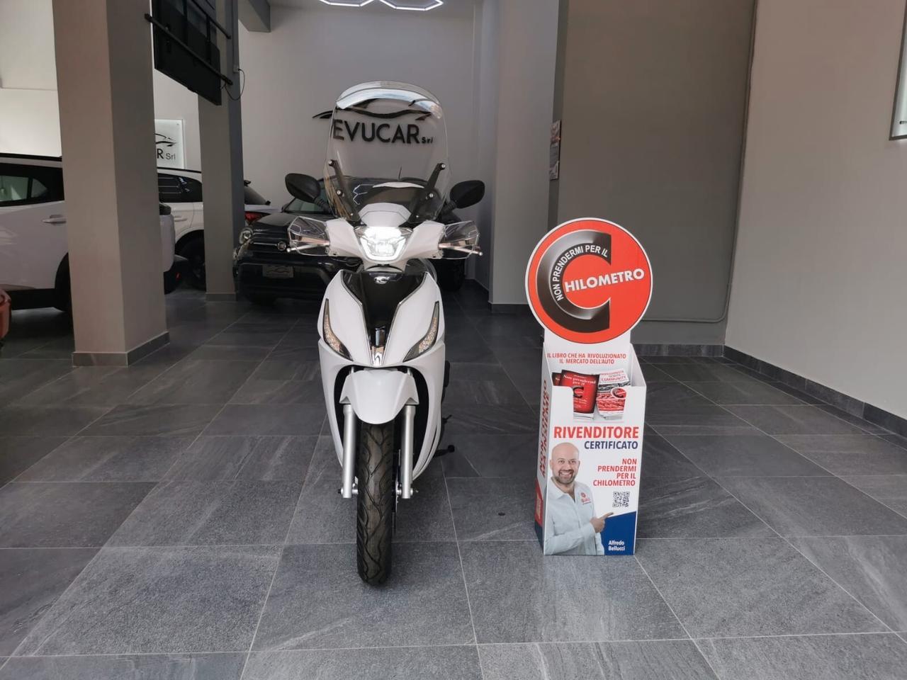 Kymco People S 125 S200