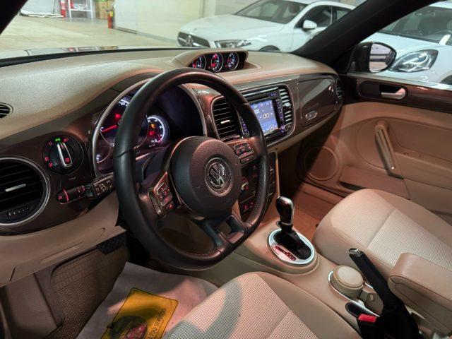 VOLKSWAGEN Maggiolino Cabrio 2.0 TDI DSG Design BlueMotion Technology