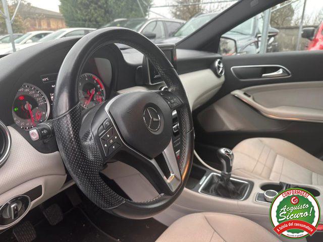 MERCEDES-BENZ A 180 CDI BlueEFFICIENCY Premium