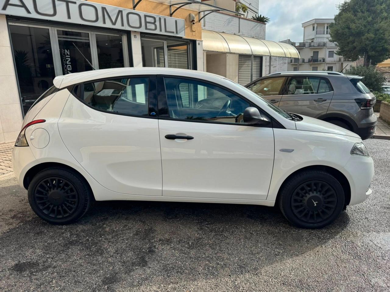 LANCIA YPSILON 1.2 BENZINA SOLI 39.000 KM PERFETTA